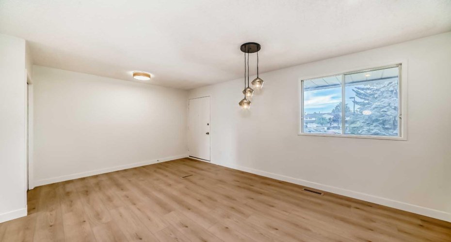 1515 Falconridge Drive, Calgary, Alberta T3J 1J8, 3 Bedrooms Bedrooms, ,2 BathroomsBathrooms,Residential,For Sale,Falconridge,A2239322