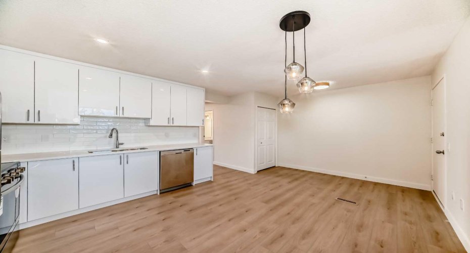 1515 Falconridge Drive, Calgary, Alberta T3J 1J8, 3 Bedrooms Bedrooms, ,2 BathroomsBathrooms,Residential,For Sale,Falconridge,A2239322