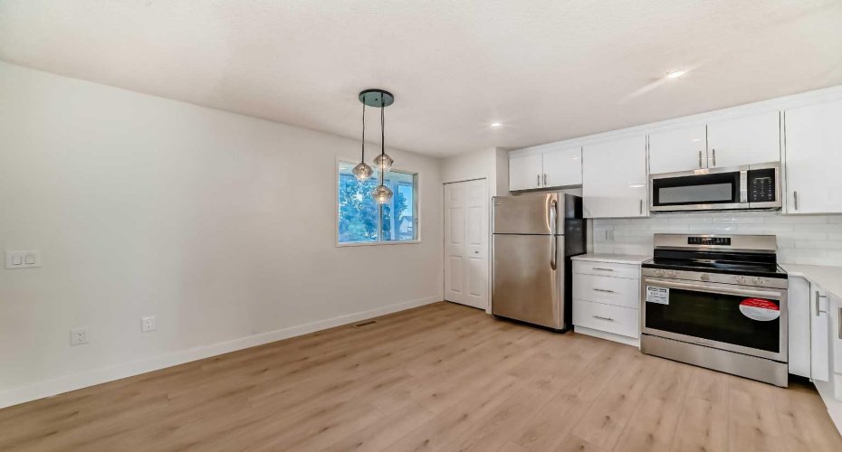 1515 Falconridge Drive, Calgary, Alberta T3J 1J8, 3 Bedrooms Bedrooms, ,2 BathroomsBathrooms,Residential,For Sale,Falconridge,A2239322