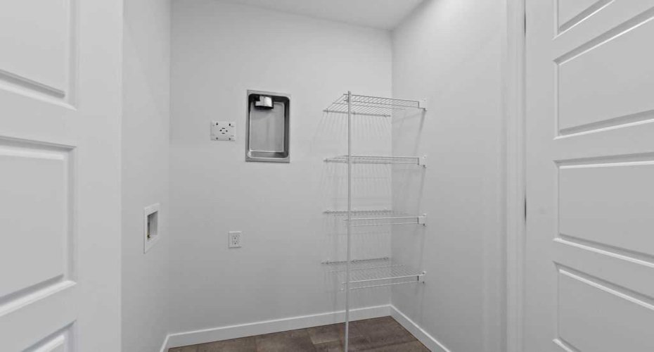 990 Chinook Winds Meadow, Airdrie, Alberta T4B 5R1, 4 Bedrooms Bedrooms, ,3 BathroomsBathrooms,Residential,For Sale,Chinook Winds,A2239358