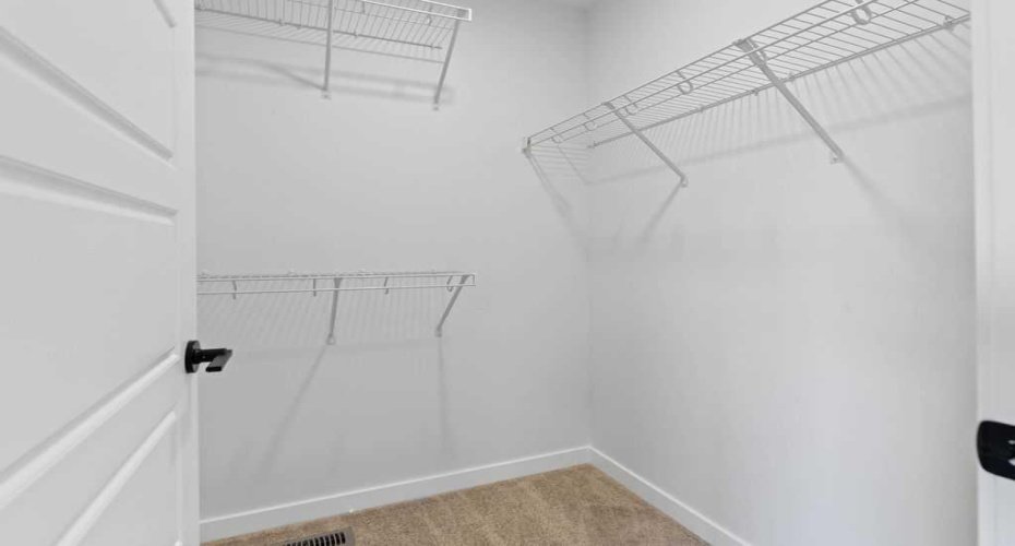 990 Chinook Winds Meadow, Airdrie, Alberta T4B 5R1, 4 Bedrooms Bedrooms, ,3 BathroomsBathrooms,Residential,For Sale,Chinook Winds,A2239358