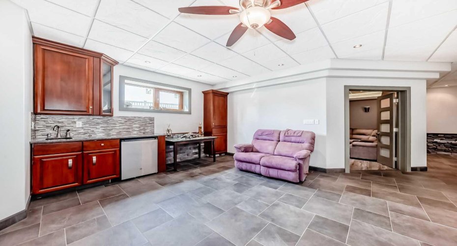 6403 32 Avenue, Camrose, Alberta T4V 4X3, 4 Bedrooms Bedrooms, ,3 BathroomsBathrooms,Residential,For Sale,32,A2238322