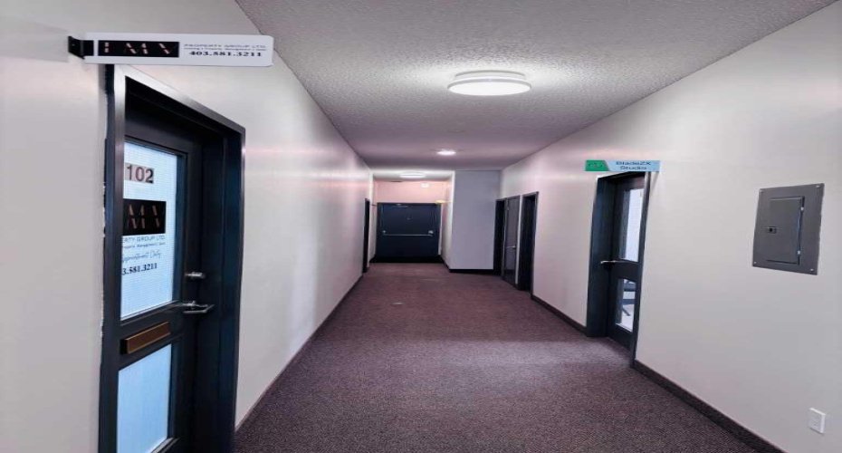 524 2 Street, Medicine Hat, Alberta T1A 0C6, ,Commercial,For Sale,Rellim Building,2,A2239826