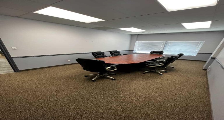 524 2 Street, Medicine Hat, Alberta T1A 0C6, ,Commercial,For Sale,Rellim Building,2,A2239826