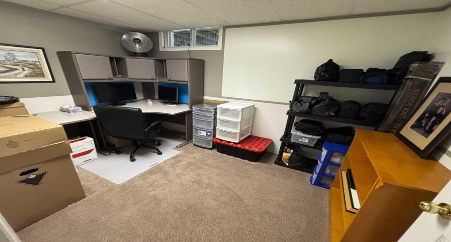 10006 88 Street, Peace River, Alberta T8S 1N8, 3 Bedrooms Bedrooms, ,4 BathroomsBathrooms,Residential,For Sale,88,A2240074