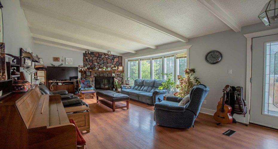 110035 Range Road 183, Rural Mackenzie County, Alberta T0H 1Z0, 6 Bedrooms Bedrooms, ,3 BathroomsBathrooms,Residential,For Sale,Range Road 183,A2229901