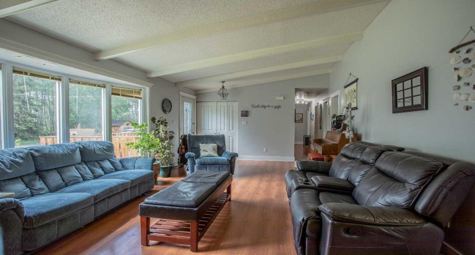 110035 Range Road 183, Rural Mackenzie County, Alberta T0H 1Z0, 6 Bedrooms Bedrooms, ,3 BathroomsBathrooms,Residential,For Sale,Range Road 183,A2229901