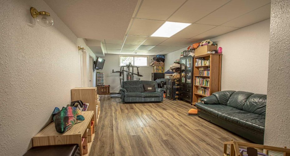 110035 Range Road 183, Rural Mackenzie County, Alberta T0H 1Z0, 6 Bedrooms Bedrooms, ,3 BathroomsBathrooms,Residential,For Sale,Range Road 183,A2229901