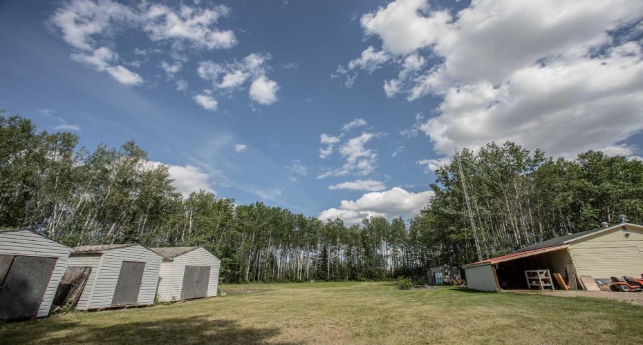 110035 Range Road 183, Rural Mackenzie County, Alberta T0H 1Z0, 6 Bedrooms Bedrooms, ,3 BathroomsBathrooms,Residential,For Sale,Range Road 183,A2229901