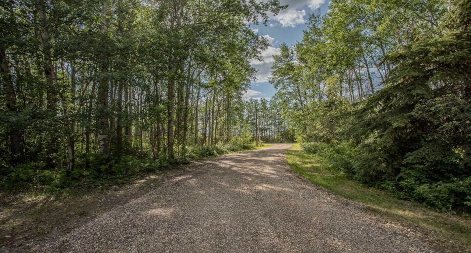 110035 Range Road 183, Rural Mackenzie County, Alberta T0H 1Z0, 6 Bedrooms Bedrooms, ,3 BathroomsBathrooms,Residential,For Sale,Range Road 183,A2229901