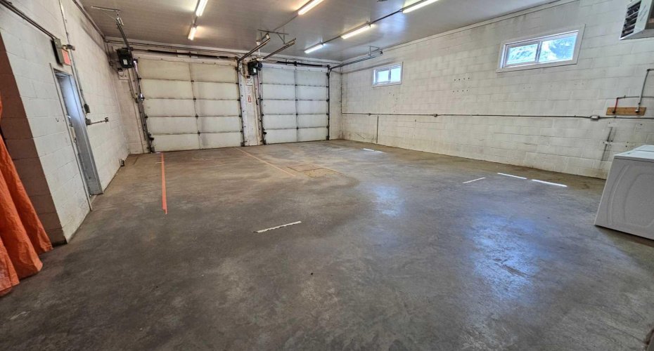 5310 50 Avenue, Castor, Alberta T0C0X0, ,Commercial,For Sale,50,A2240474