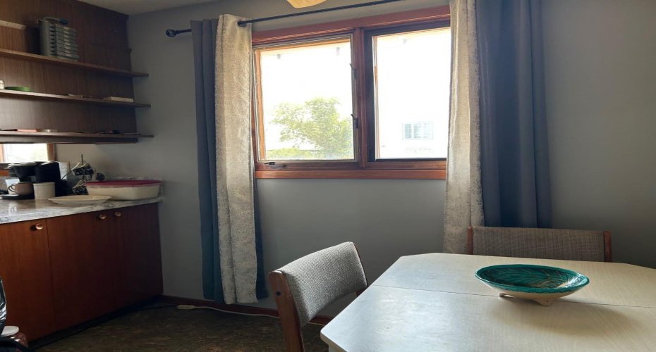 4912 49 Street, Hardisty, Alberta T0B1V0, 5 Bedrooms Bedrooms, ,2 BathroomsBathrooms,Residential,For Sale,49,A2240602