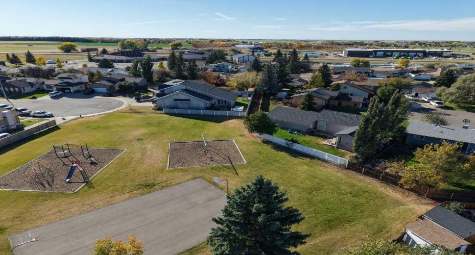 3930 Harmony Place, Taber, Alberta T1G 1A2, 5 Bedrooms Bedrooms, ,4 BathroomsBathrooms,Residential,For Sale,Harmony Place,A2240625