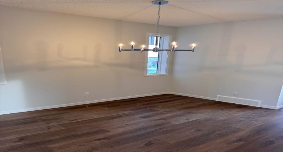 17 Setonvista Gate, Calgary, Alberta T3M4A3, 3 Bedrooms Bedrooms, ,3 BathroomsBathrooms,Residential,For Sale,Setonvista,A2241484