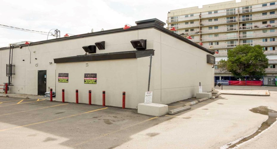 406 14 Street, Calgary, Alberta T2N 1Z7, ,Commercial,For Sale,14,A2242302