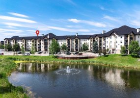 304 Mackenzie Way, Airdrie, Alberta T4B 3H8, 2 Bedrooms Bedrooms, ,2 BathroomsBathrooms,Residential,For Sale,Mackenzie,A2242672