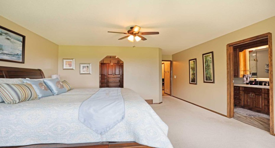 201076 Range Road 142, Duchess, Alberta T0J0Z0, 5 Bedrooms Bedrooms, ,5 BathroomsBathrooms,Residential,For Sale,Range Road 142,A2242781