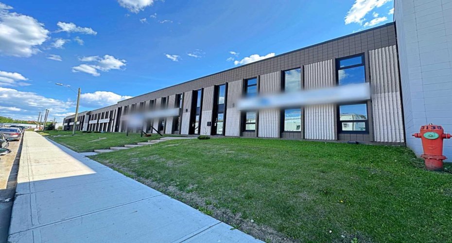 8127 Fraser Avenue, Fort McMurray, Alberta T9H 1W5, ,Commercial,For Lease,Fraser,A2111564