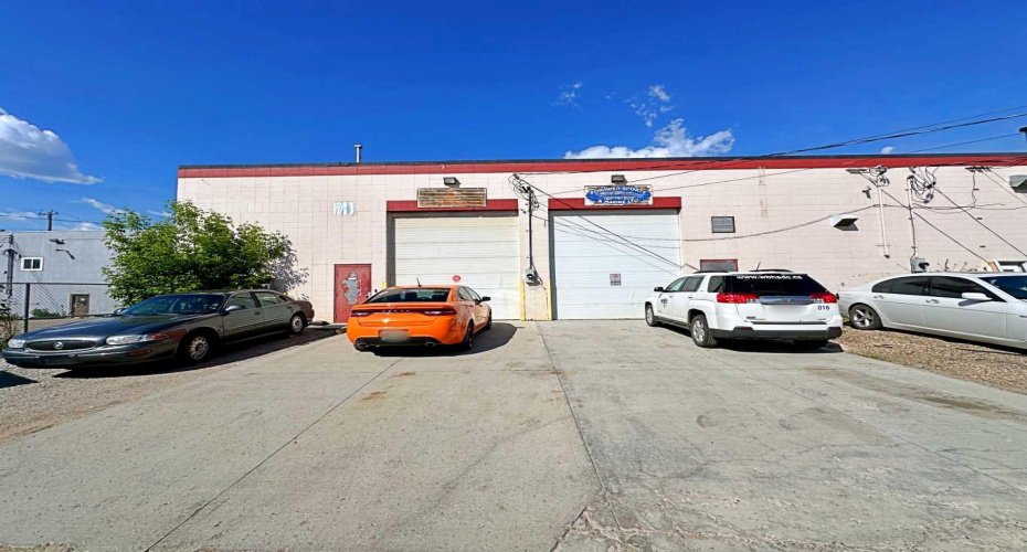 8127 Fraser Avenue, Fort McMurray, Alberta T9H 1W5, ,Commercial,For Lease,Fraser,A2111564
