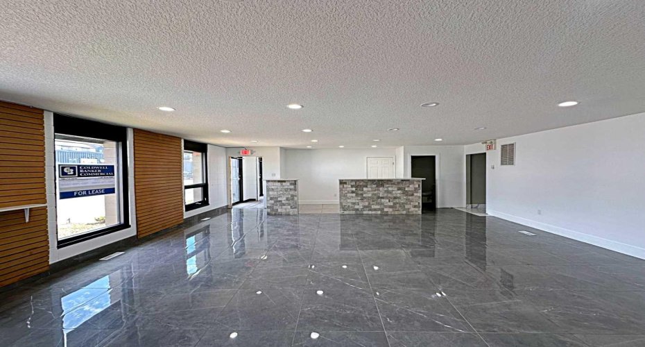 8127 Fraser Avenue, Fort McMurray, Alberta T9H 1W5, ,Commercial,For Lease,Fraser,A2111564