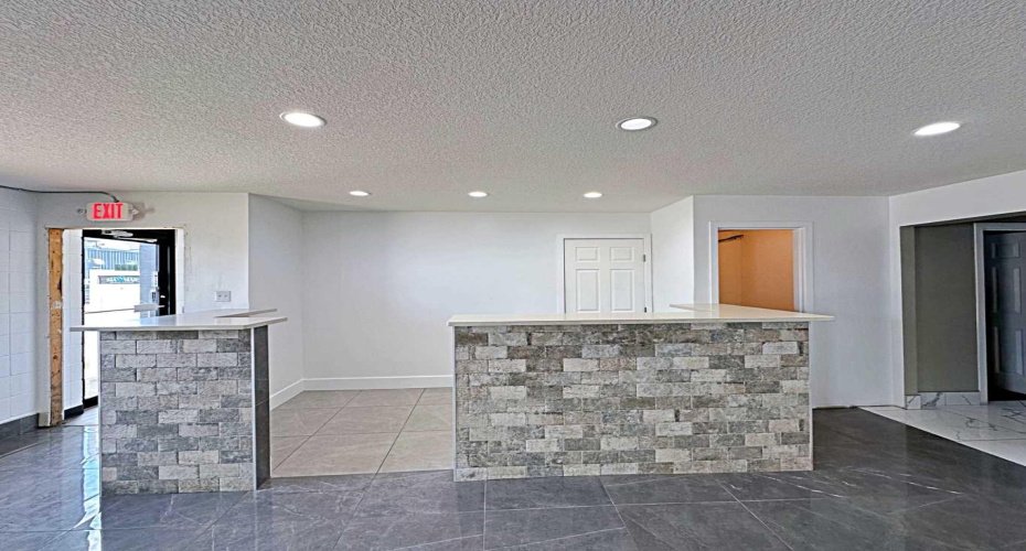 8127 Fraser Avenue, Fort McMurray, Alberta T9H 1W5, ,Commercial,For Lease,Fraser,A2111564