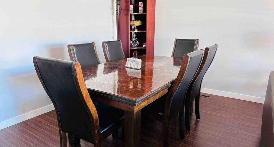 27 Penworth Place, Calgary, Alberta T2A 4G4, 4 Bedrooms Bedrooms, ,3 BathroomsBathrooms,Residential,For Sale,Penworth,A2243062