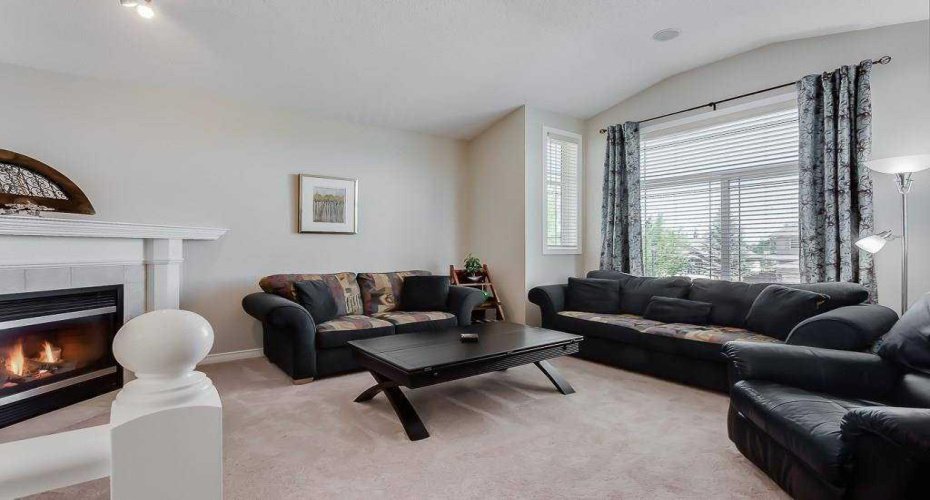 249 West Lakeview Place, Chestermere, Alberta T1X1K4, 3 Bedrooms Bedrooms, ,4 BathroomsBathrooms,Residential,For Sale,West Lakeview,A2242219