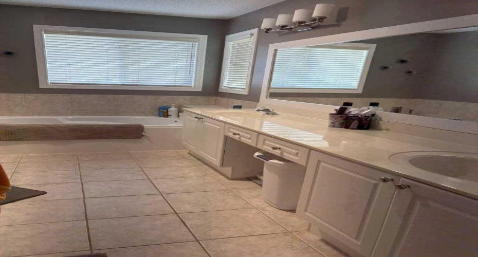 249 West Lakeview Place, Chestermere, Alberta T1X1K4, 3 Bedrooms Bedrooms, ,4 BathroomsBathrooms,Residential,For Sale,West Lakeview,A2242219