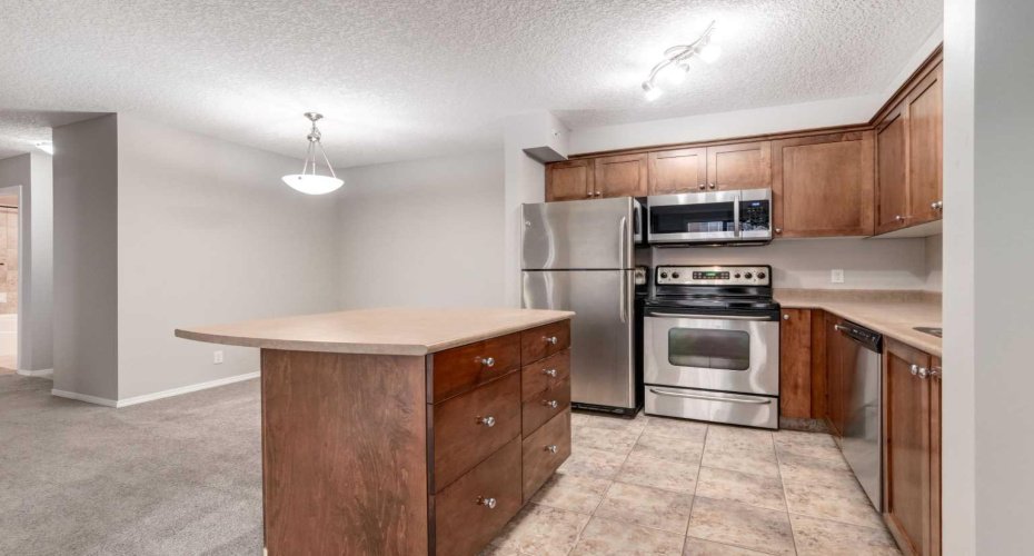 1111 6 Avenue, Calgary, Alberta T2P 5M5, 2 Bedrooms Bedrooms, ,1 BathroomBathrooms,Residential,For Sale,6,A2241988