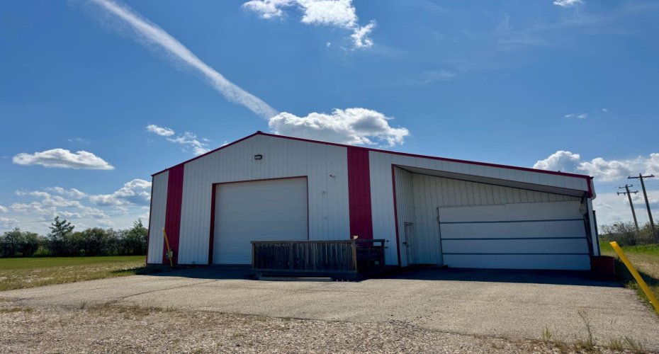 10933 90 Avenue, Fairview, Alberta T0H 1L0, ,Commercial,For Sale,90,A2242959