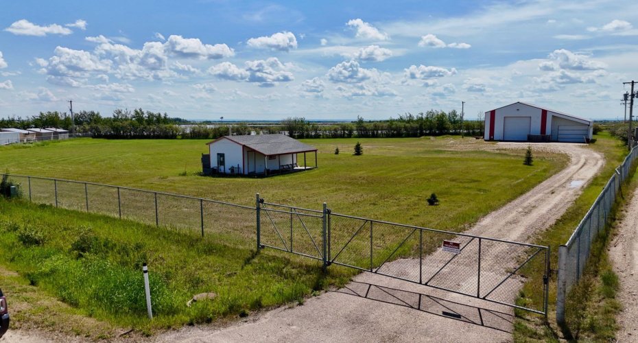 10933 90 Avenue, Fairview, Alberta T0H 1L0, ,Commercial,For Sale,90,A2242959