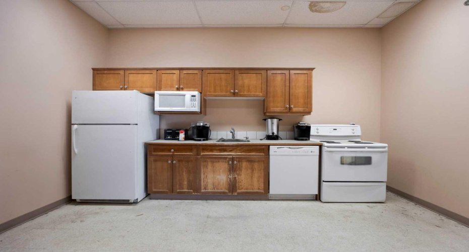 105 Oak Court, Anzac, Alberta T0P 1J0, ,Commercial,For Sale,Oak,A2239729