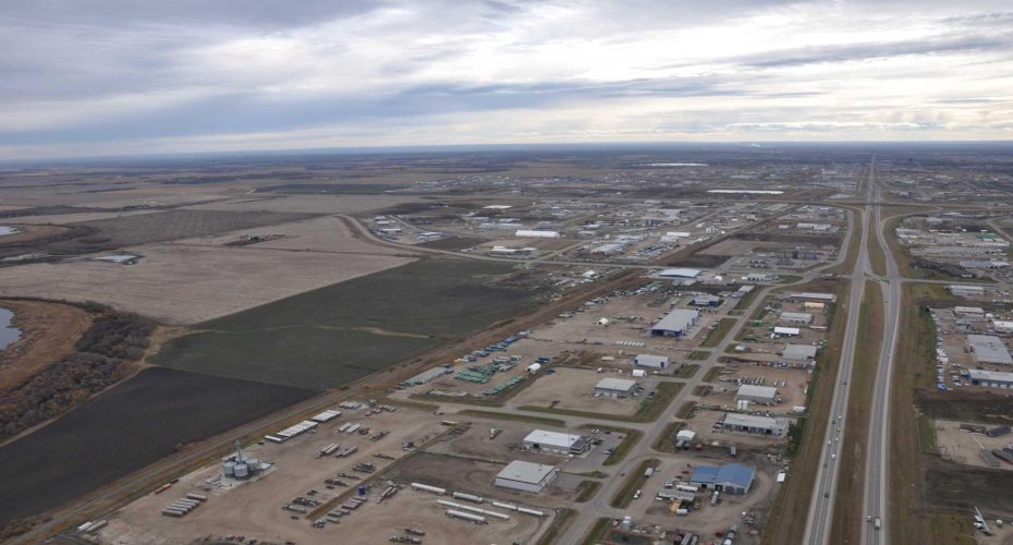 9201 99 Street, Clairmont, Alberta T8X 5A8, ,Commercial,For Sale,99,A2111151