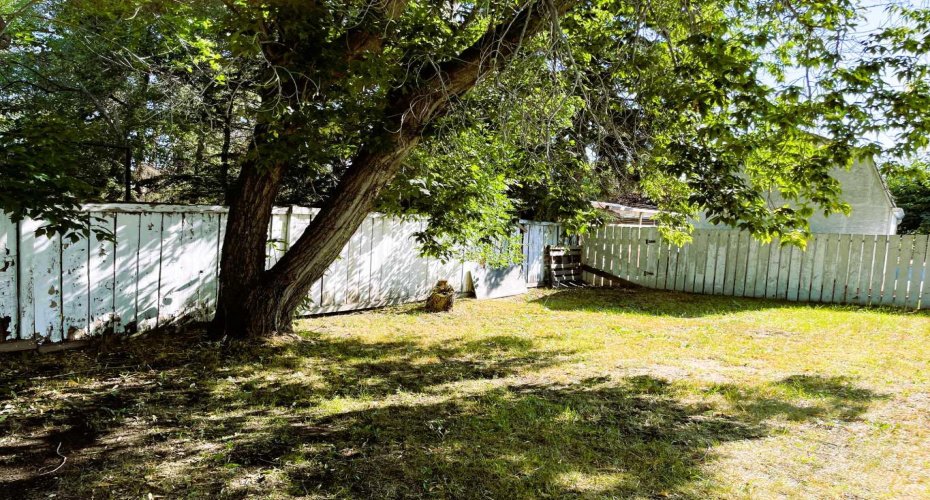 10409 115 Street, Fairview, Alberta T0H 1L0, 4 Bedrooms Bedrooms, ,2 BathroomsBathrooms,Residential,For Sale,115,A2243654