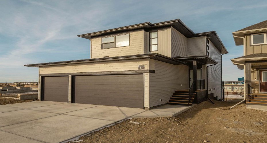 67 Miners Road, Lethbridge, Alberta T1J5W6, 3 Bedrooms Bedrooms, ,3 BathroomsBathrooms,Residential,For Sale,Miners,A2236856