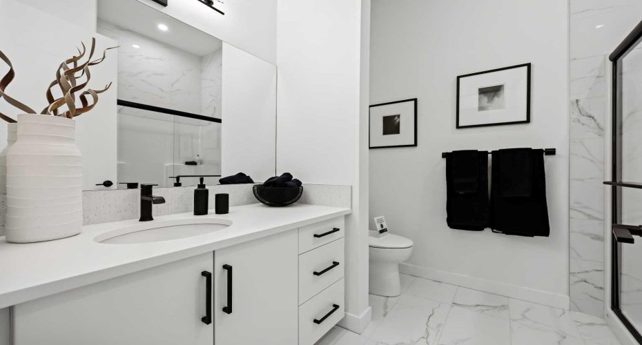 160 Marina Cove, Calgary, Alberta T3M 3P4, 2 Bedrooms Bedrooms, ,2 BathroomsBathrooms,Residential,For Sale,Marina,A2243734