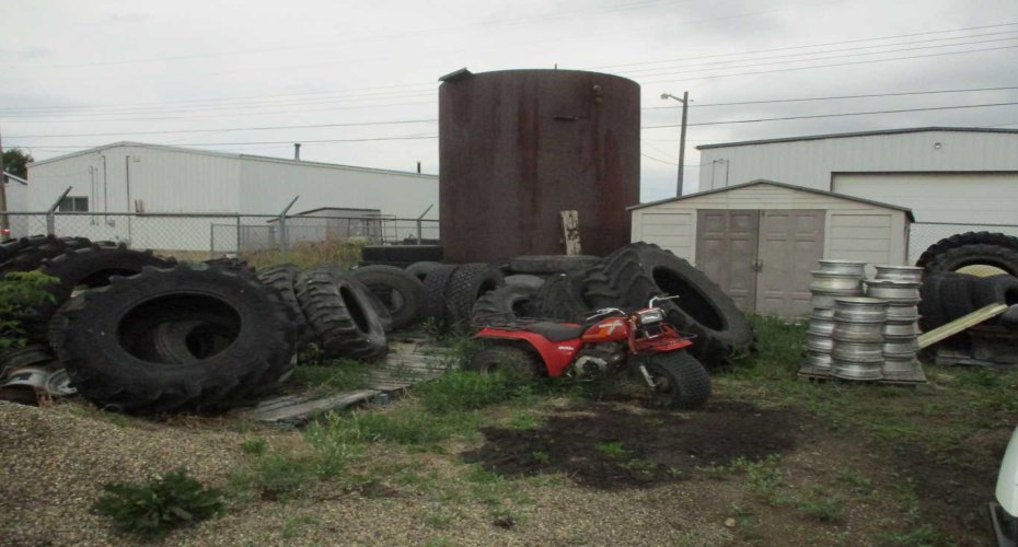 404 1st Street, Manning, Alberta T0H 2M0, ,Commercial,For Sale,Ok Tire,1st Street,A2243850