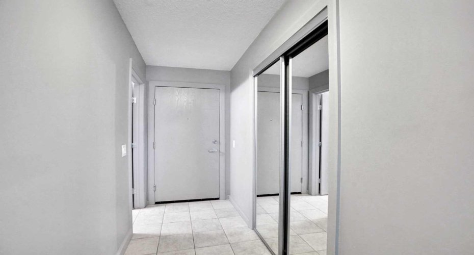 1410 1 Street, Calgary, Alberta T2G 5T7, 2 Bedrooms Bedrooms, ,2 BathroomsBathrooms,Residential,For Sale,1,A2155653