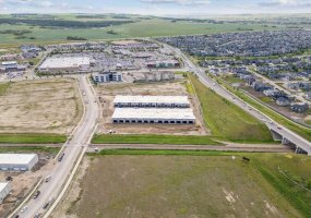 9 Southbank Crescent, Okotoks, Alberta T1S 5S8, ,Commercial,For Sale,Southbank,A2244483