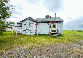 106 2 Street, Waseca, Saskatchewan S0M 3A0, 1 Bedroom Bedrooms, ,1 BathroomBathrooms,Residential,For Sale,2,A2243910