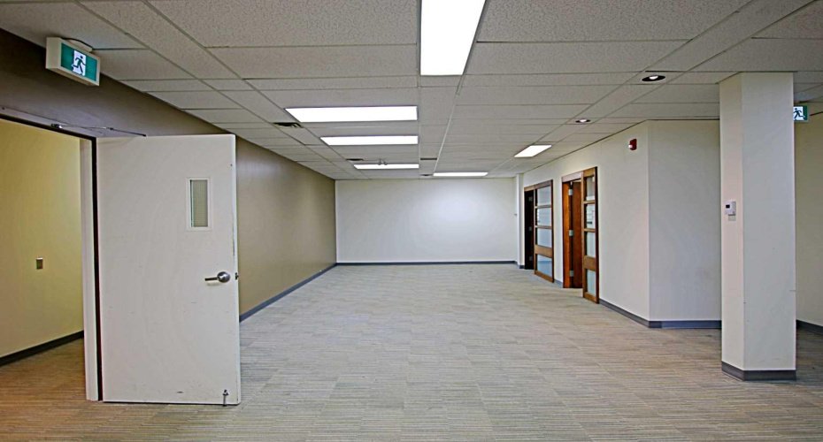 9816 Hardin Street, Fort McMurray, Alberta T9H 4K3, ,Commercial,For Lease,Hardin Street Building,Hardin,A2245272