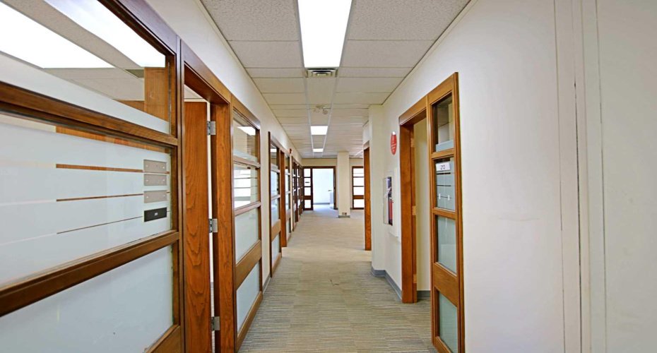 9816 Hardin Street, Fort McMurray, Alberta T9H 4K3, ,Commercial,For Lease,Hardin Street Building,Hardin,A2245272
