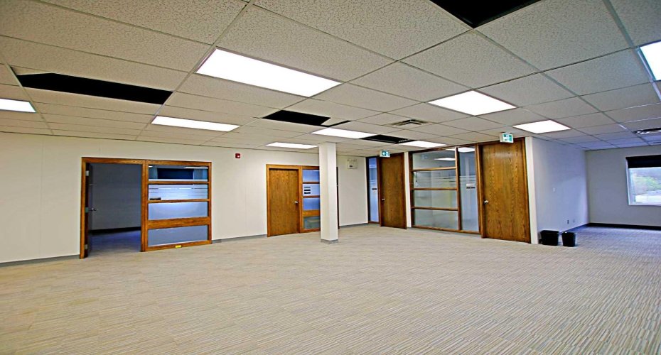 9816 Hardin Street, Fort McMurray, Alberta T9H 4K3, ,Commercial,For Lease,Hardin Street Building,Hardin,A2245278