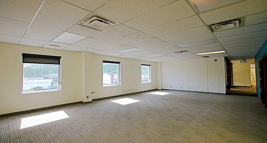9816 Hardin Street, Fort McMurray, Alberta T9H 4K3, ,Commercial,For Lease,Hardin Street Building,Hardin,A2245278