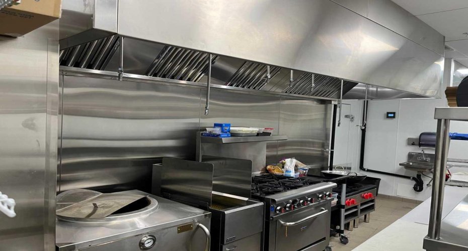 2 Royal Vista Link, Calgary, Alberta T3R 1T4, ,Commercial,For Sale,Royal Vista,A2246150