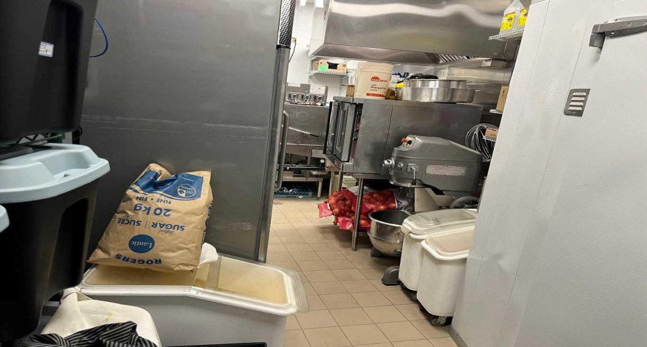 2 Royal Vista Link, Calgary, Alberta T3R 1T4, ,Commercial,For Sale,Royal Vista,A2246150