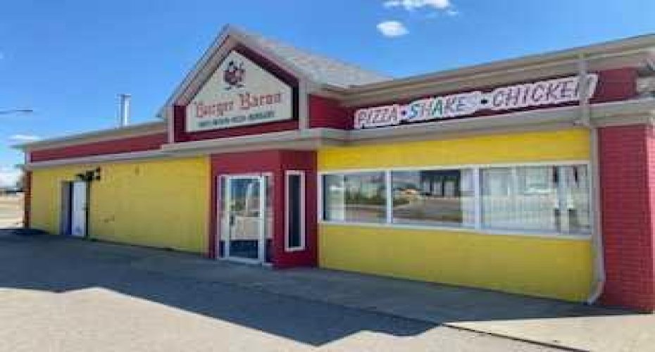 3909 37 Avenue, Whitecourt, Alberta T7S 1N9, ,Commercial,For Sale,37,A2246695