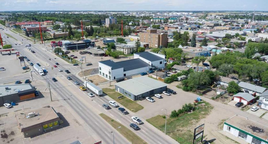 4818 44 Street, Lloydminster, Saskatchewan S9V 0G8, ,Commercial,For Lease,44,A2246749