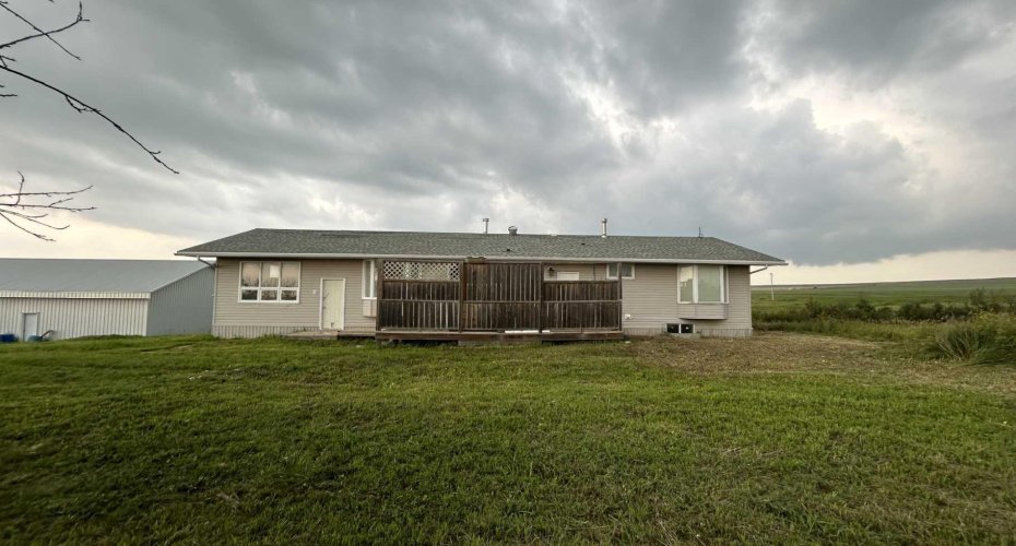 284009 Range Road 225, Rural Kneehill County, Alberta T0M0L0, 3 Bedrooms Bedrooms, ,2 BathroomsBathrooms,Residential,For Sale,Range Road 225,A2243641