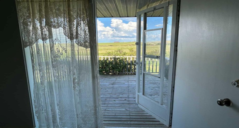 284009 Range Road 225, Rural Kneehill County, Alberta T0M0L0, 3 Bedrooms Bedrooms, ,2 BathroomsBathrooms,Residential,For Sale,Range Road 225,A2243641